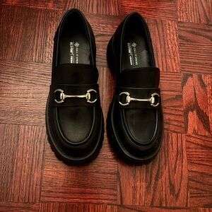 Chunky loafer